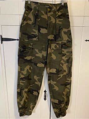 American Bazi Green Camo Cargo Joggers. Multiple Front Pockets, No Back Pockets.